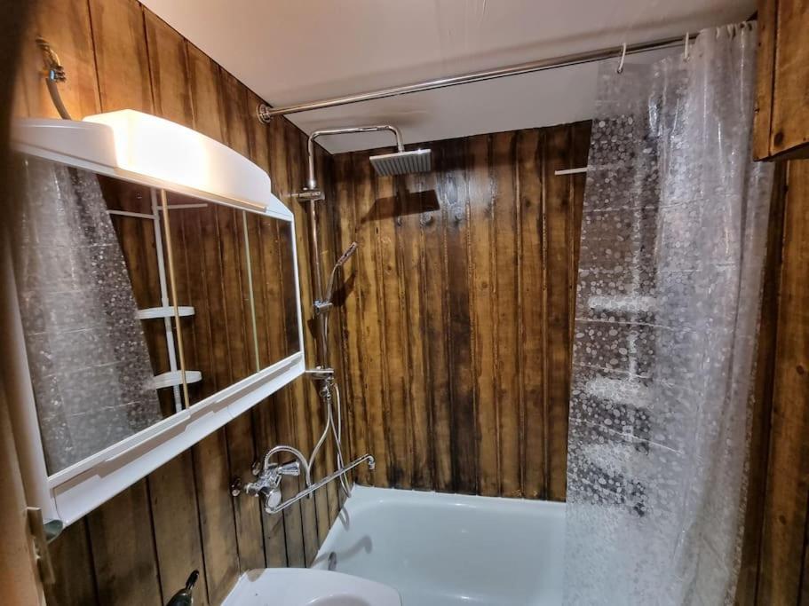 Studio 4 Couchages Dans Un Chalet Tout Confort Chamrousse Bagian luar foto